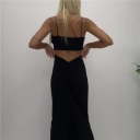 completo con top imbottito e gonna arricciata sul retro upped